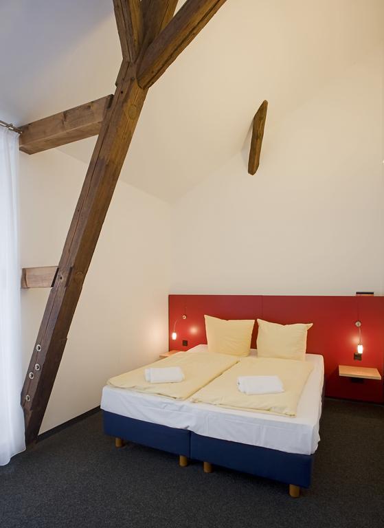 Resort Schloss Auerstedt Kamer foto