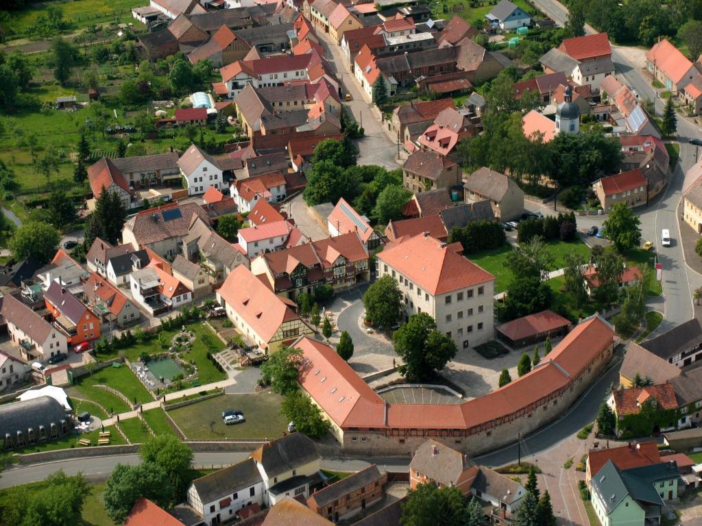 Resort Schloss Auerstedt Kamer foto
